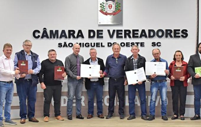 Vereadores prestam homenagem ao Sindicato dos Trabalhadores Rurais pelos 52 anos de fundação