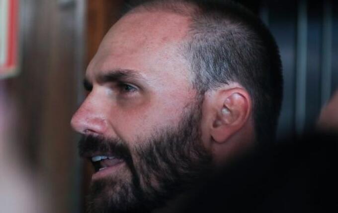 STF formaliza abertura de ação penal contra Eduardo Bolsonaro por coação