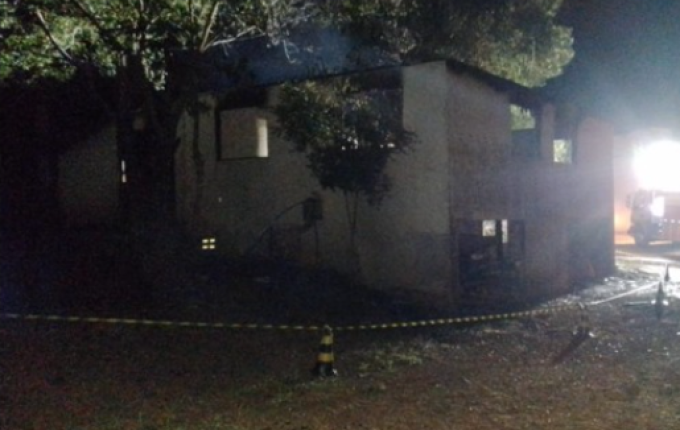 Segunda vítima de incêndio em Campo Erê morre na UTI