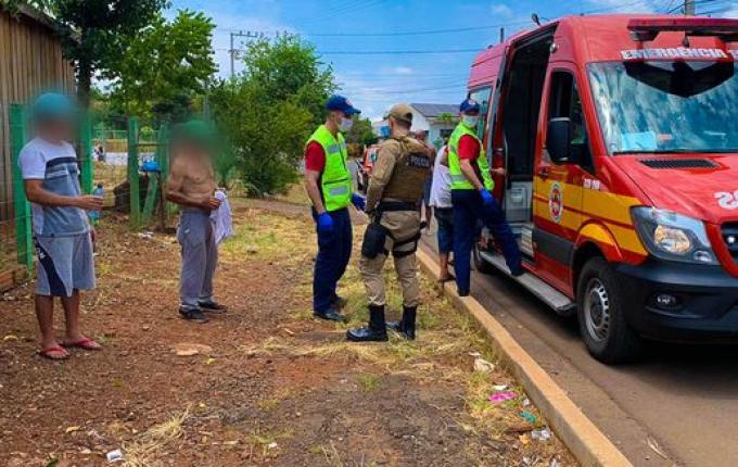 Homem é esfaqueado após brigar com mulher em SMOeste