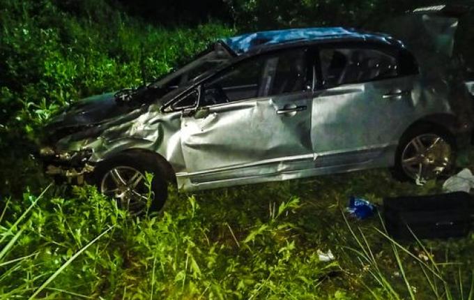 Carro com jovens de SMO se envolve em grave acidente na BR-282