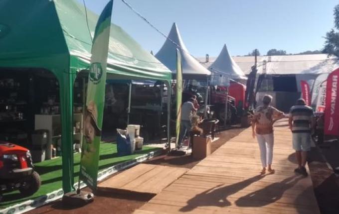 Segundo dia da 15ª Efacitus inicia com boa movimentação de público