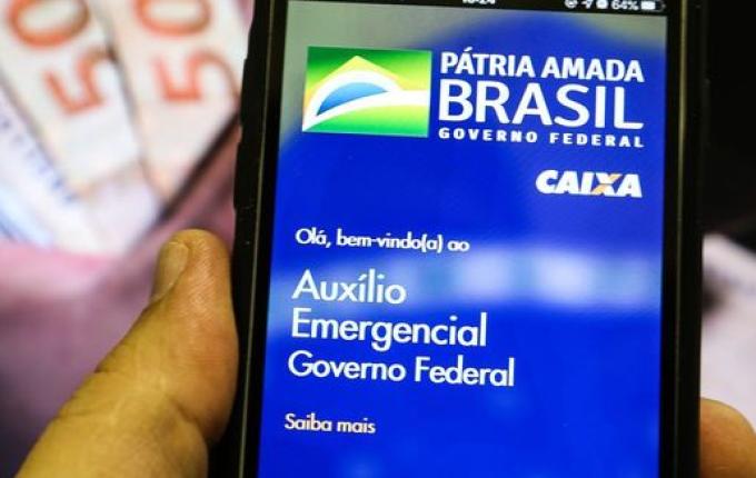 STF decide permitir ampliação do Auxílio Brasil em ano eleitoral