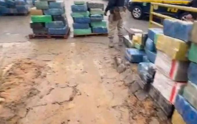 PRF faz apreensão de 25 toneladas de maconha