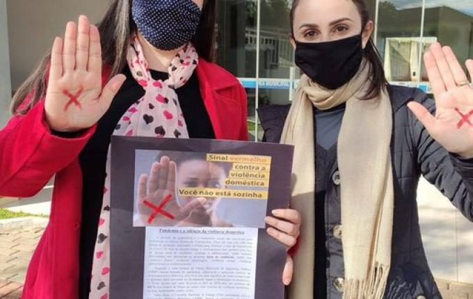 Lançada campanha Sinal Vermelho contra a violência doméstica em Princesa