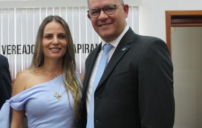 Prefeito de Itapiranga pode abrir mão de pré-candidatura para apoiar esposa