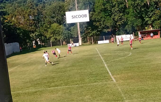 São Carlos e Cometa empatam pelo Estadual Fase Oeste