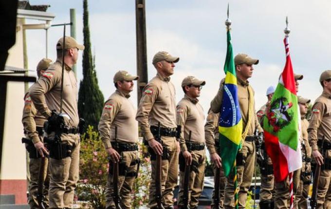 PMs concluem Cursos de Aperfeiçoamento de Sargentos e de Habilitação de Cabos