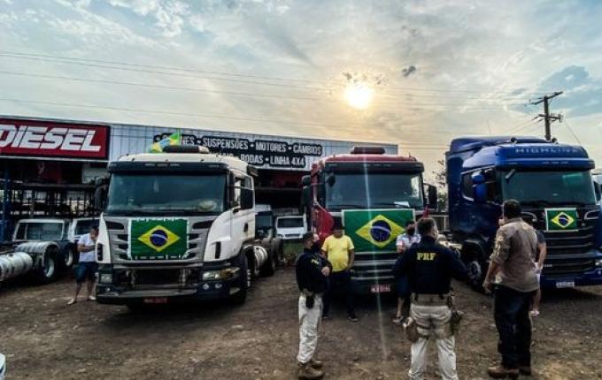 FIESC manifesta preocupação com possível paralisação dos caminhoneiros