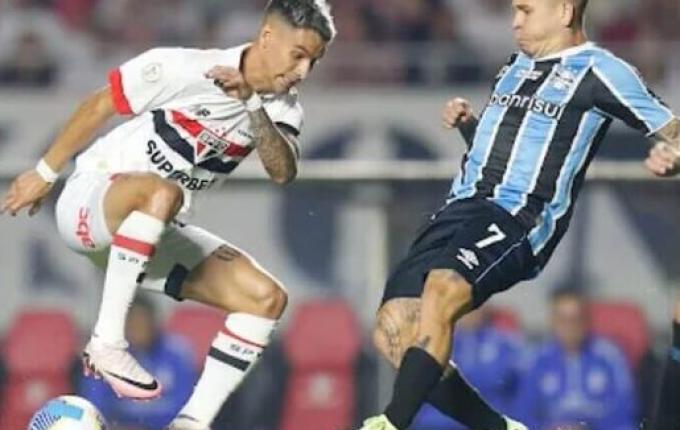 Grêmio vence o São Paulo e encaminha permanência na Série A do Brasileirão