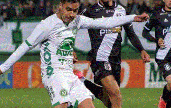 Com extrema facilidade, Chape goleia a Ponte Preta na estreia de Dal Pozzo