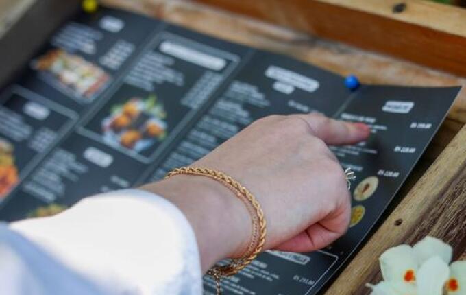 Setor de serviços cresce 3,2% em SC e supera média nacional em 2025