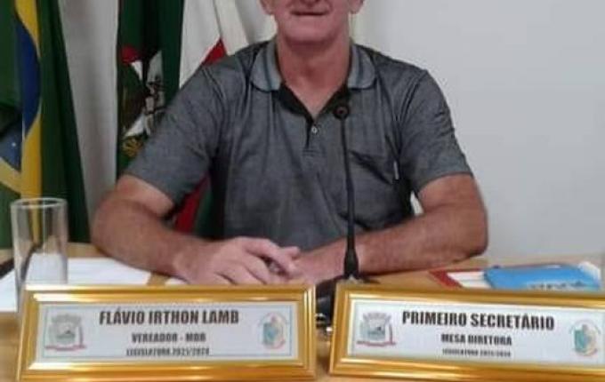 Vereador atribui dificuldade financeira aos governos estadual e federal