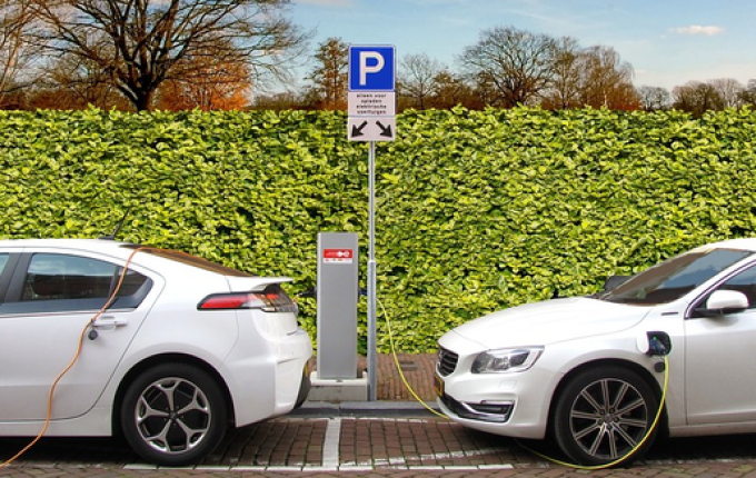 Novo programa de estímulo à mobilidade elétrica é lançado em SC