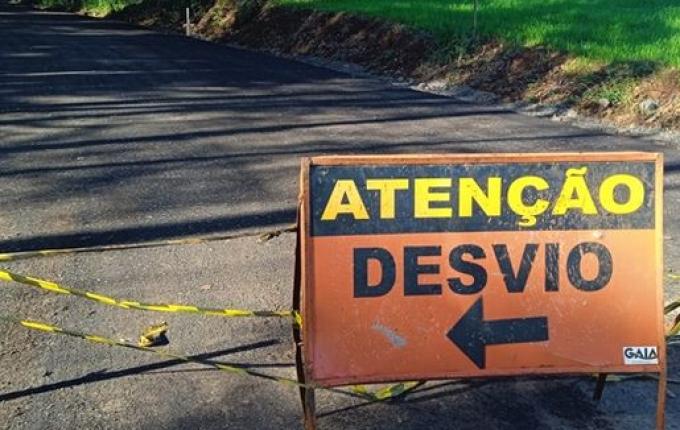 Inicia pavimentação da Estrada da Fronteira