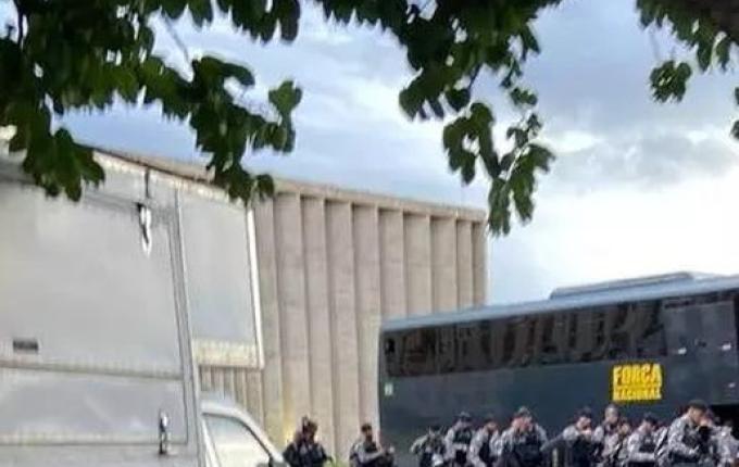 Força Nacional é colocada de prontidão na Esplanada para conter manifestações violentas