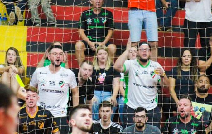 São Miguel Futsal / Joni Gool vence Jardinópolis por 7 a 2 pela Série Ouro