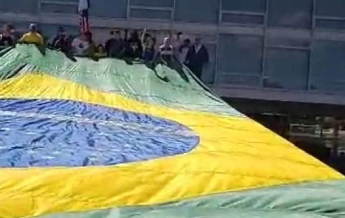 Bolsonaro diz que não vai mais 'admitir interferência'