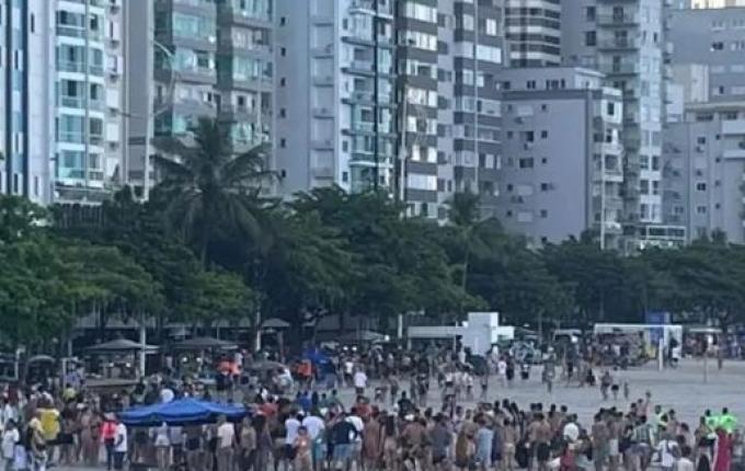 Confusão na Praia Central de Balneário Camboriú termina com três esfaqueados e um preso