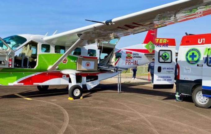 Idoso é transferido por aeronave de São Miguel do Oeste para Florianópolis