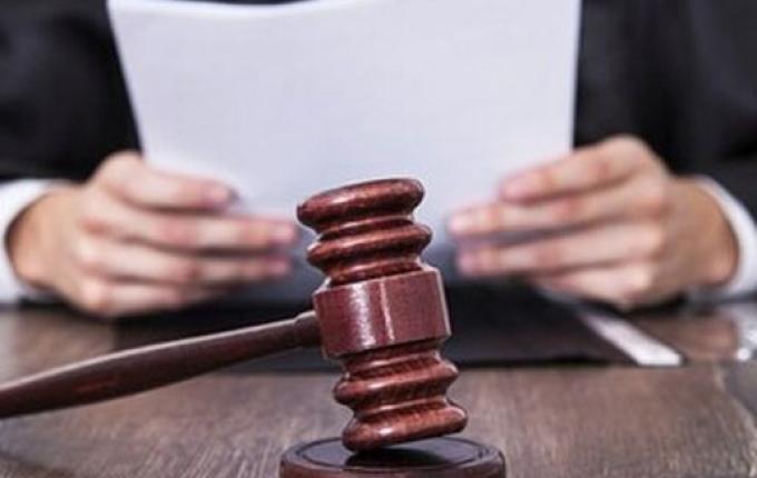 Juíza se envolve em incidente durante audiência trabalhista; vídeo