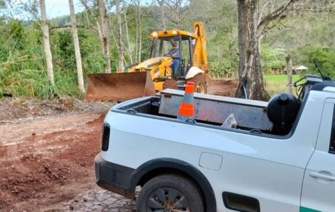 Casan instala rede de água para comunidade do interior de Mondaí