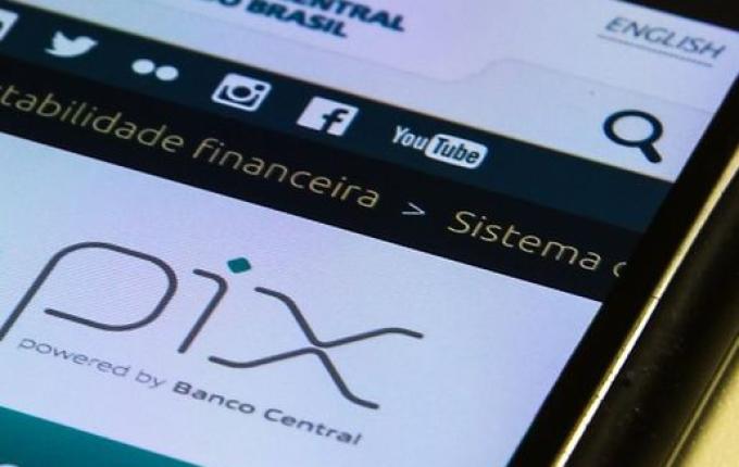 Moradora de SMOeste perde mais de R$ 4 mil em golpe no WhatsApp