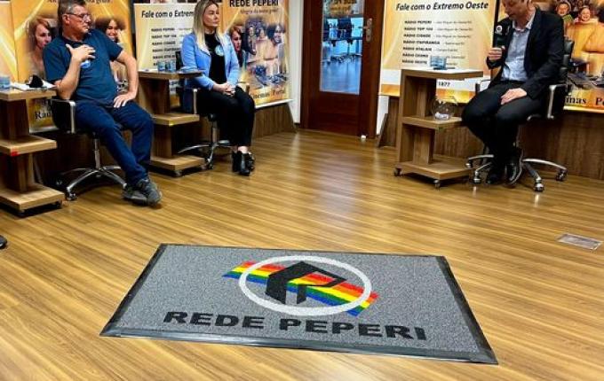 Começa debate com candidatos a prefeito de Bandeirante