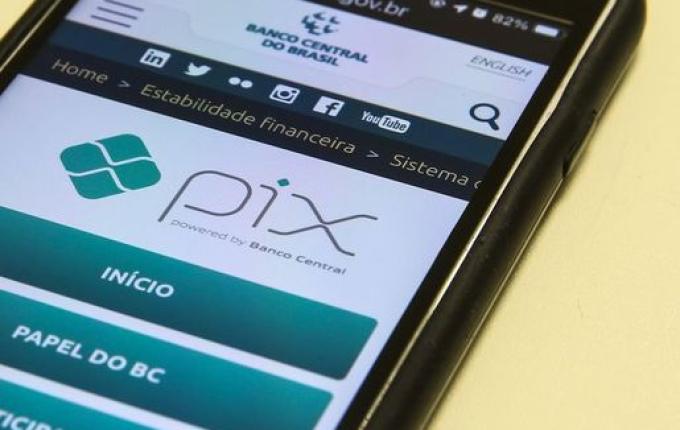 Pix bate recorde e supera 224 milhões de transações em um dia