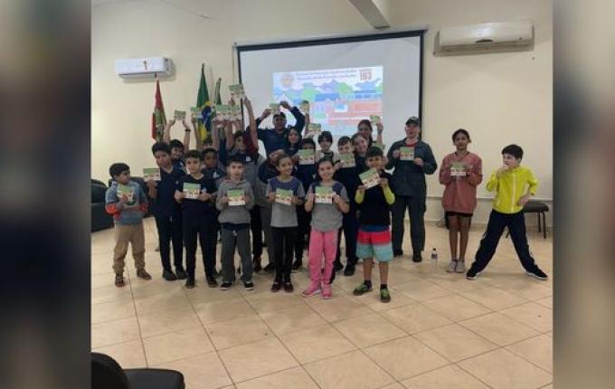 Bombeiros realizam Operação Alerta Vermelho em escolas de SMOeste