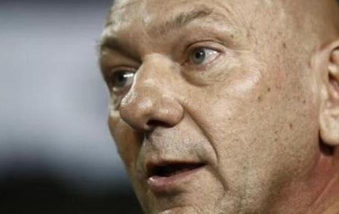 Defesa de Hang avalia ir a cortes internacionais contra o Supremo