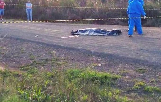 Adolescente morre atropelado por caminhão