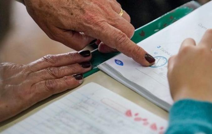 Governo lança pacote para valorizar professores com formação e apoio psicológico