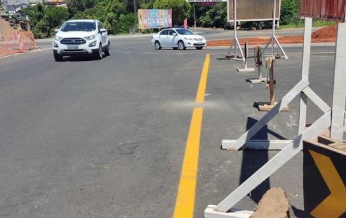 BR-163: trevo de acesso à São José do Cedro recebe obras de acabamento; vídeo