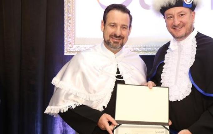 Uceff concede Título de Doutor Honoris Causa a Mauro de Nadal