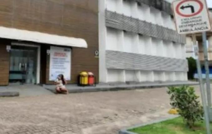 Menina de 5 anos morre após ser atingida por madeira que segurava balanço em SC