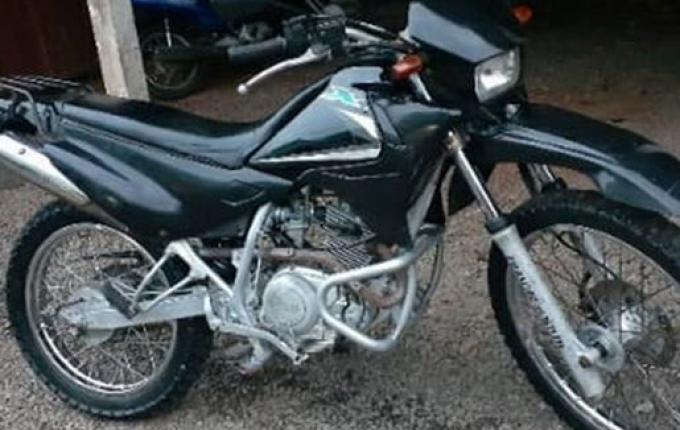 Jovem pede ajuda para encontrar moto furtada em São Miguel do Oeste