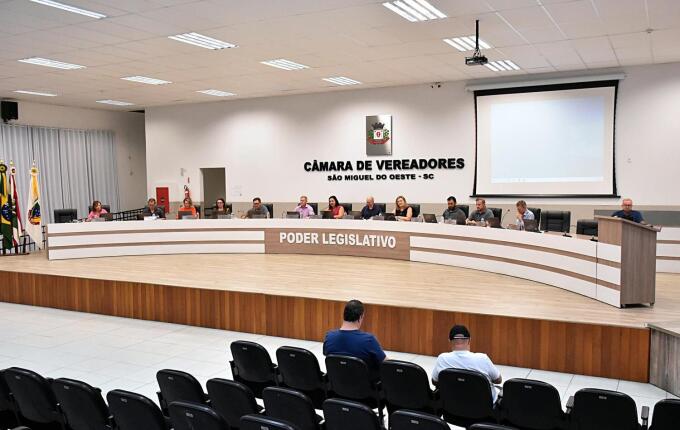 Câmara aprova repasse por aluno para Apae e Apas e projeto segue para sanção do prefeito