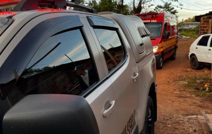 Mulher chama a PM e diz que esfaqueou o próprio marido em SMO