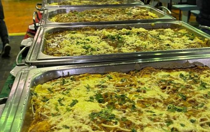 Jantar italiano da APAE reúne mais de 800 pessoas em SMOeste