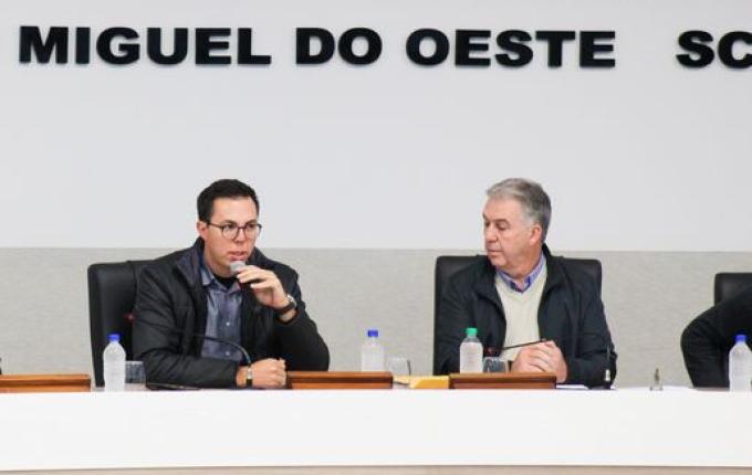 Audiência discute investimentos da Casan e vazão de captação de água para tratamento