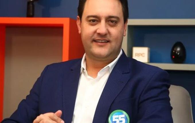 Ratinho Junior (PSD) é reeleito governador do Paraná no 1º turno