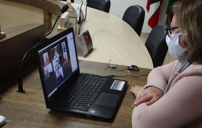 Vereadores Mirins realizam 1ª sessão desta legislatura em SJCedro