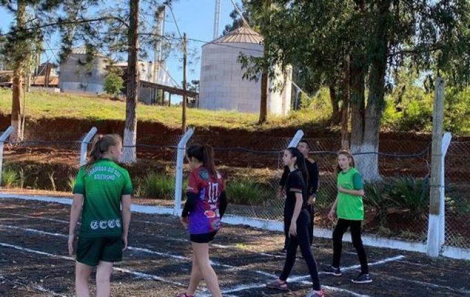 Atletismo de Guarujá é destaque na fase microrregional dos JESC