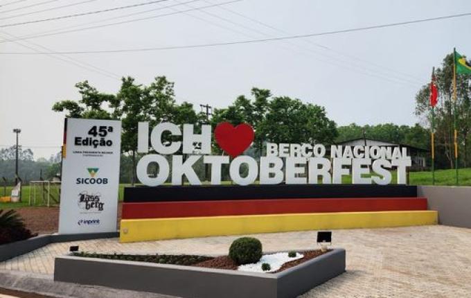 Comissão intensifica trabalhos para a abertura da Oktoberfest