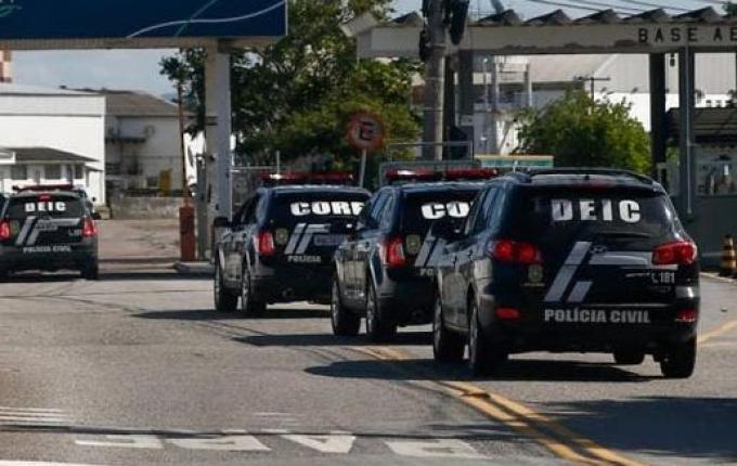 Primeiros respiradores comprados pelo governo de SC chegam a Florianópolis