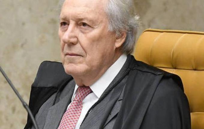 Lewandowski encerra três processos envolvendo Lula