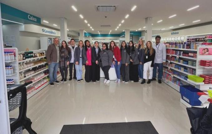 Rede Farmácias São Miguel inaugura nova unidade no centro de São Miguel do Oeste