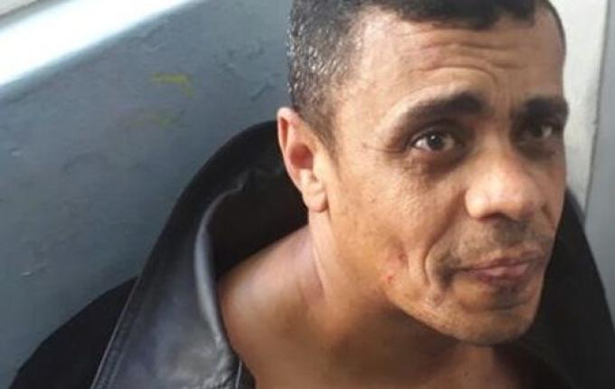 Adélio Bispo, que esfaqueou Bolsonaro, passa por perícia e pode ser solto