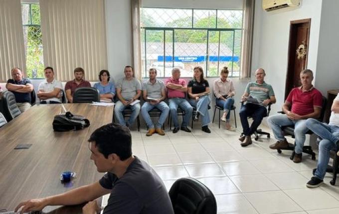 Eusébio Tavares assume Colegiado de Agropecuária da Ameosc